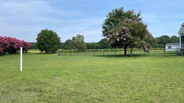 11500 Old Stage Road, Willow Springs, NC 27592