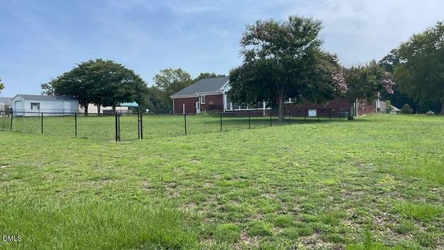11500 Old Stage Road, Willow Springs, NC 27592