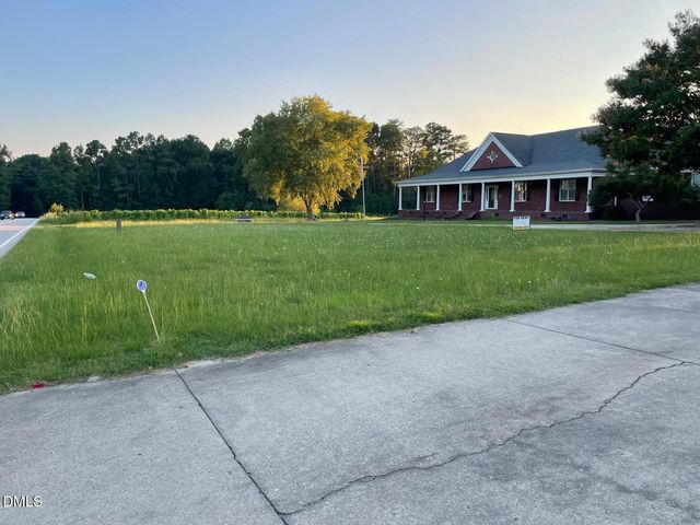 11500 Old Stage Road, Willow Springs, NC 27592