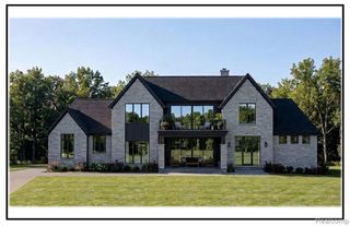 6121 Golfview Drive, Bloomfield Hills, MI 48301