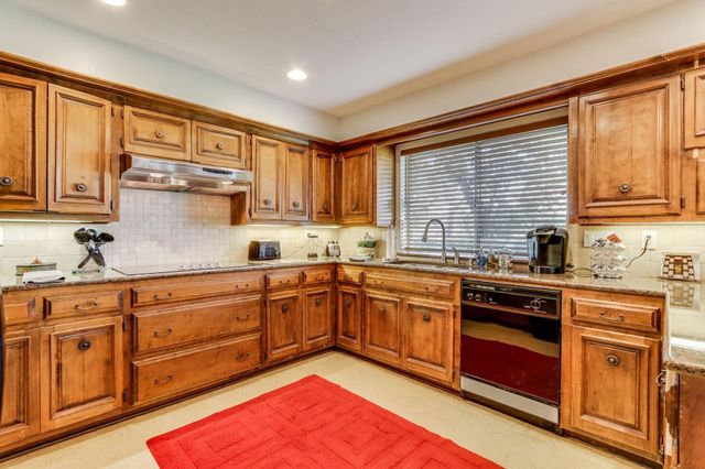 9310 Waterview Drive, Dallas, TX 75218