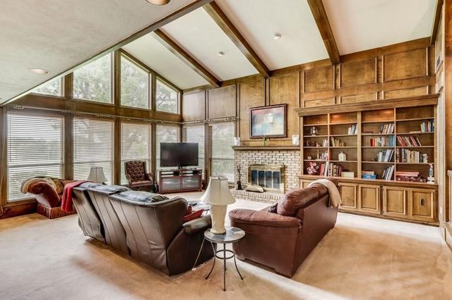 9310 Waterview Drive, Dallas, TX 75218