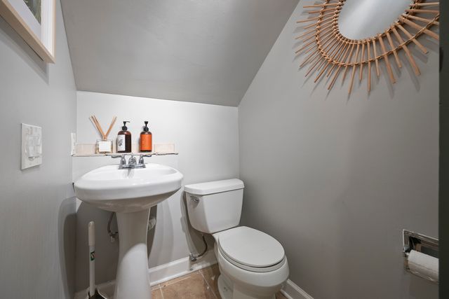 121 N Washington Street 250, Naperville, IL 60540