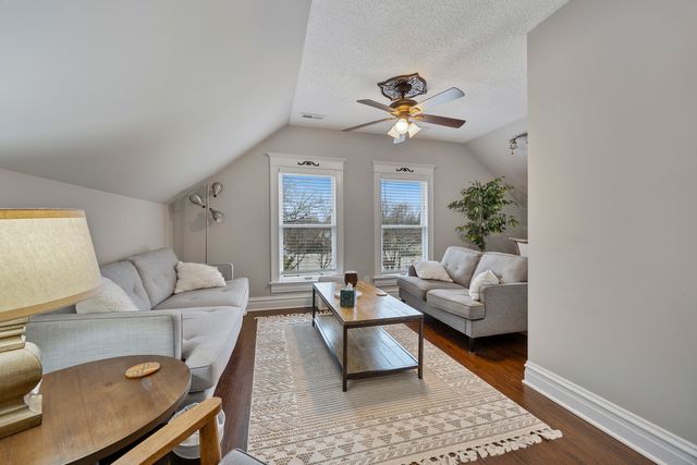 121 N Washington Street 250, Naperville, IL 60540