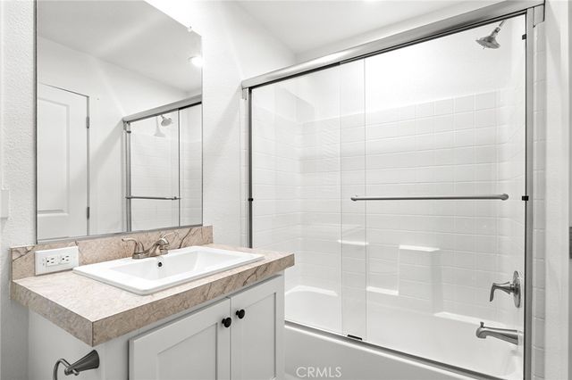 567 E Lassen Avenue 102, Chico, CA 95973