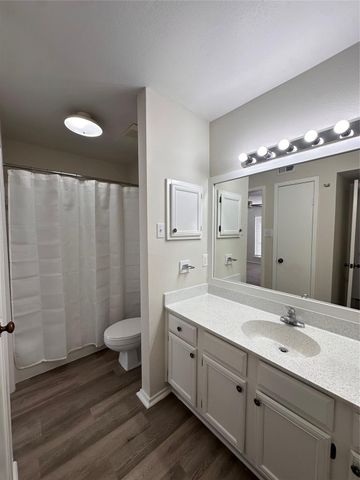 2025 Augusta Drive 804, Houston, TX 77057