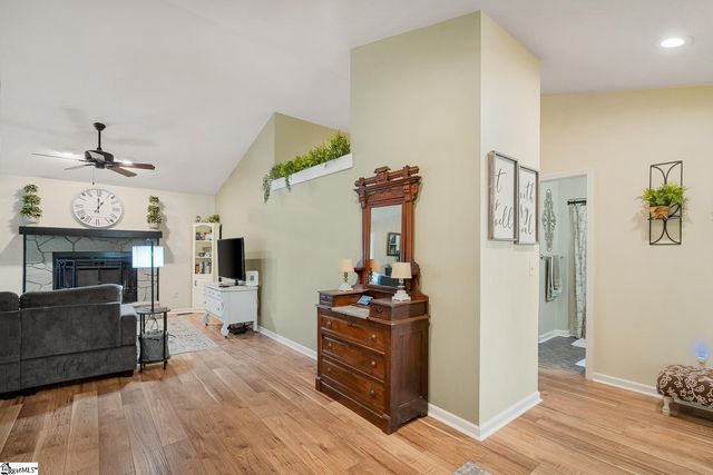 11 Pine Garden Way Drive, Salem, SC 29676