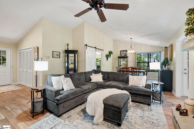 11 Pine Garden Way Drive, Salem, SC 29676