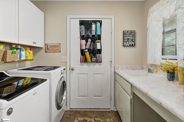 11 Pine Garden Way Drive, Salem, SC 29676