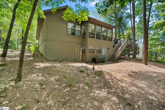 11 Pine Garden Way Drive, Salem, SC 29676