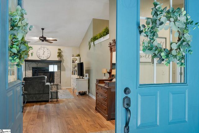 11 Pine Garden Way Drive, Salem, SC 29676