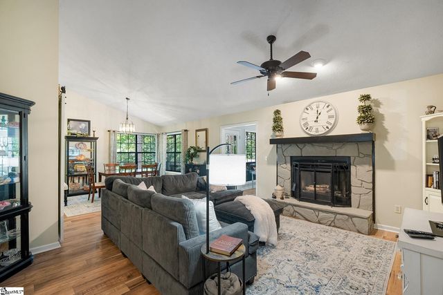 11 Pine Garden Way Drive, Salem, SC 29676