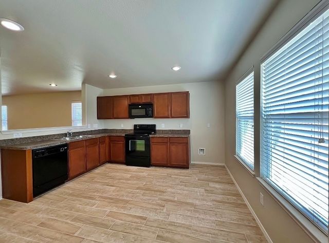 2432 Clairborne Drive, Fort Worth, TX 76177