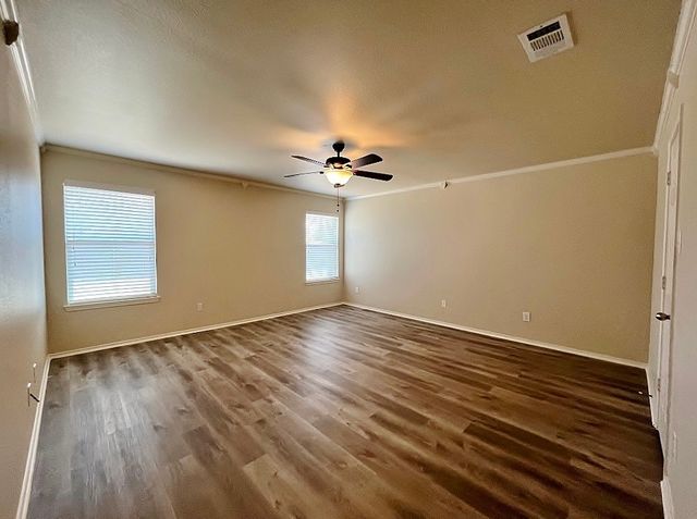 2432 Clairborne Drive, Fort Worth, TX 76177