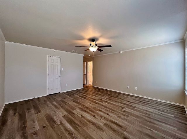 2432 Clairborne Drive, Fort Worth, TX 76177