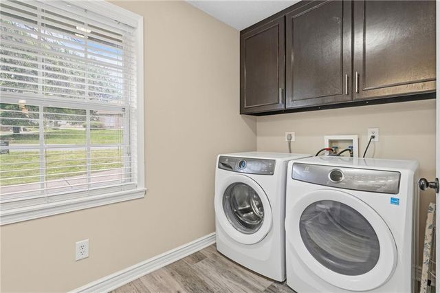 2418 N 88th Drive, Kansas City, KS 66109
