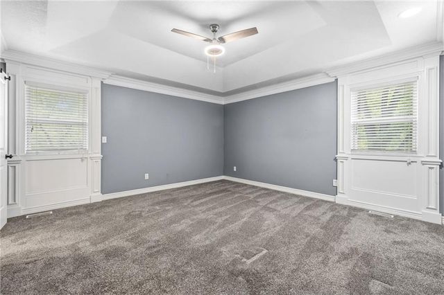 2418 N 88th Drive, Kansas City, KS 66109