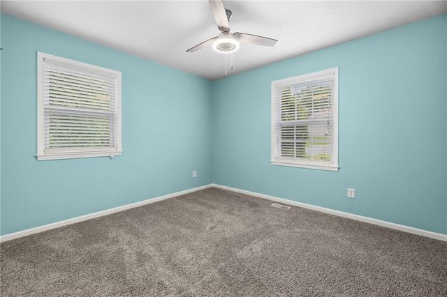 2418 N 88th Drive, Kansas City, KS 66109