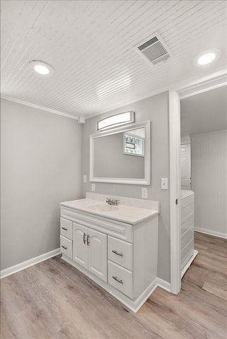 15004 Riley Street, Holland, MI 49424