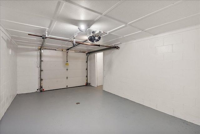 15004 Riley Street, Holland, MI 49424