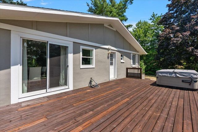 15004 Riley Street, Holland, MI 49424