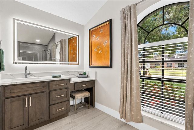 8806 CROSSWOOD COURT, Riverview, FL 33578