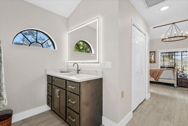 8806 CROSSWOOD COURT, Riverview, FL 33578