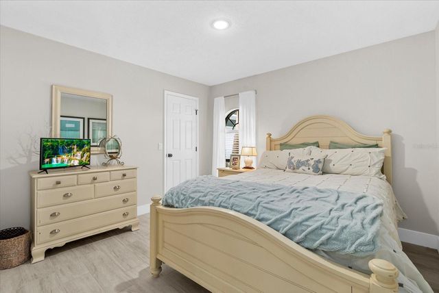 8806 CROSSWOOD COURT, Riverview, FL 33578