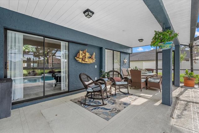 8806 CROSSWOOD COURT, Riverview, FL 33578