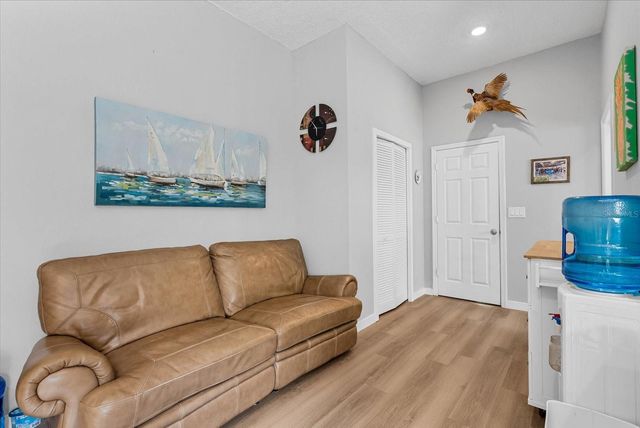8806 CROSSWOOD COURT, Riverview, FL 33578