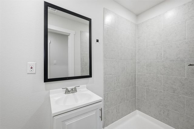 1109 Pollard Street, Greenville, TX 75401