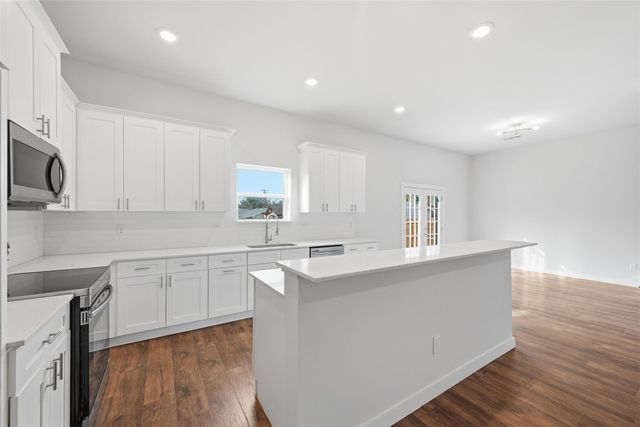 1109 Pollard Street, Greenville, TX 75401