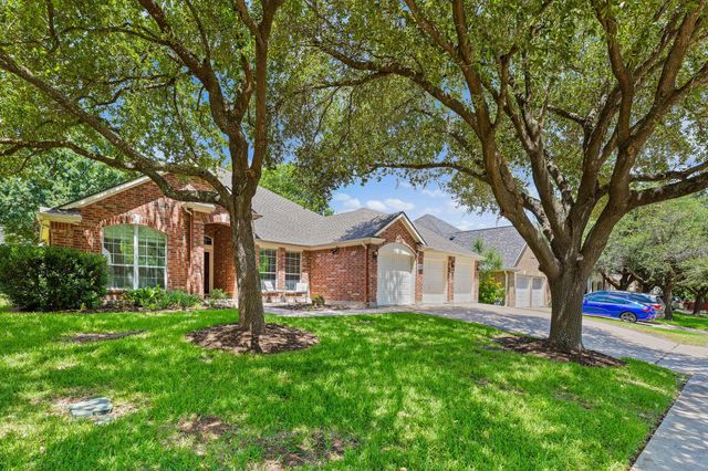 1870 Paradise Ridge DR, Round Rock, TX 78665