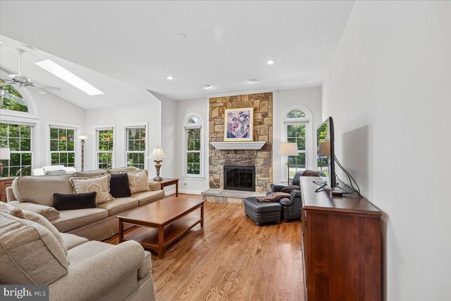 12302 UPPER WYNNEWOOD, Oak Hill, VA 20171