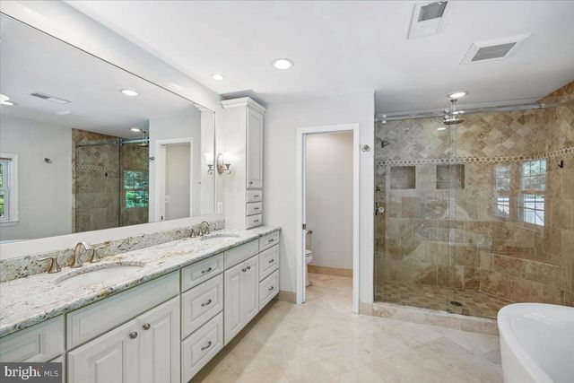 12302 UPPER WYNNEWOOD, Oak Hill, VA 20171