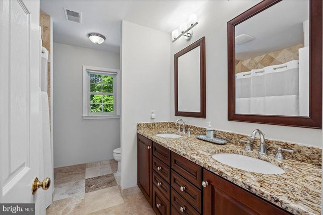 12302 UPPER WYNNEWOOD, Oak Hill, VA 20171