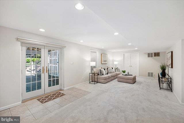 12302 UPPER WYNNEWOOD, Oak Hill, VA 20171