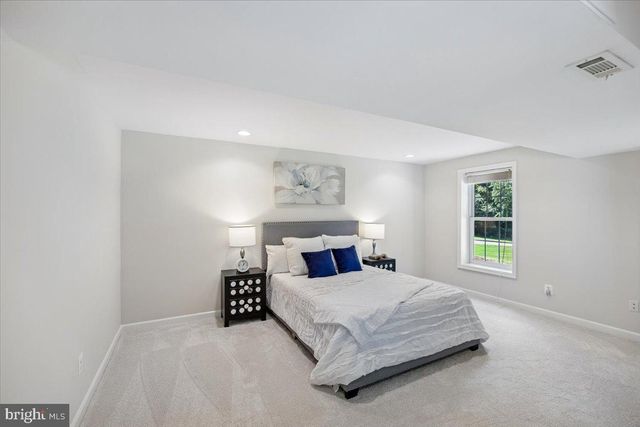 12302 UPPER WYNNEWOOD, Oak Hill, VA 20171