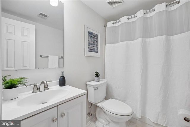 12302 UPPER WYNNEWOOD, Oak Hill, VA 20171