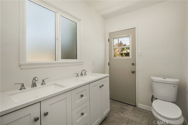 7137 Olive Ave, Long Beach, CA 90805