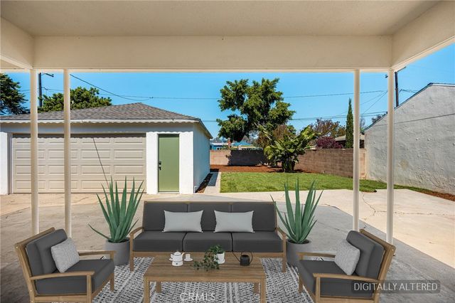 7137 Olive Ave, Long Beach, CA 90805