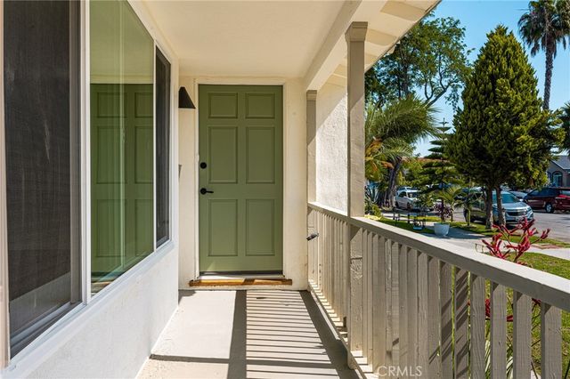 7137 Olive Ave, Long Beach, CA 90805