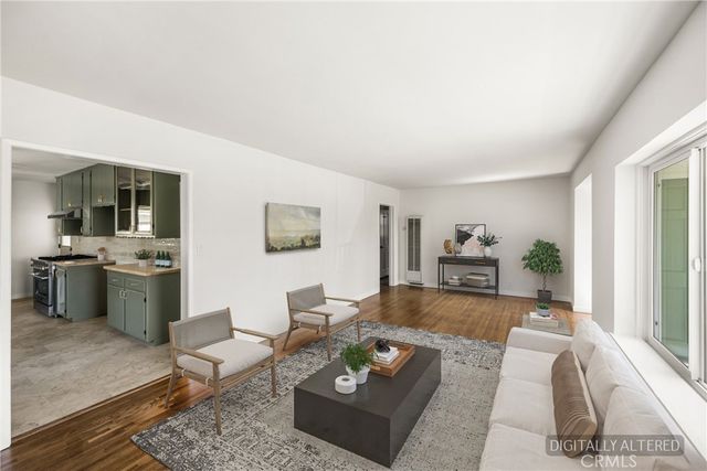 7137 Olive Ave, Long Beach, CA 90805