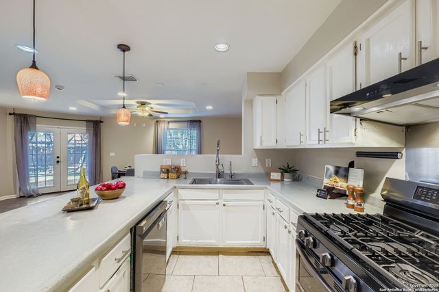 9322 Valley Ridge, San Antonio, TX 78250