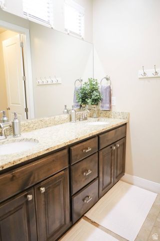 4285 E RAZOR RIDGE DR, Washington, UT 84780