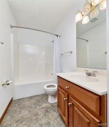 51 Fox Hollow Lane, Eolia, MO 63344