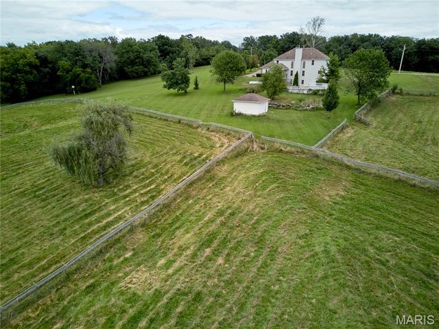 51 Fox Hollow Lane, Eolia, MO 63344