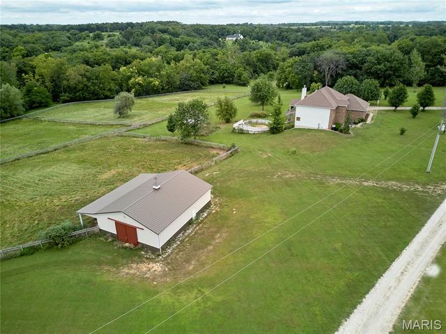 51 Fox Hollow Lane, Eolia, MO 63344