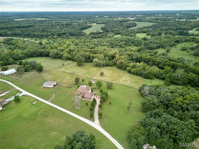51 Fox Hollow Lane, Eolia, MO 63344