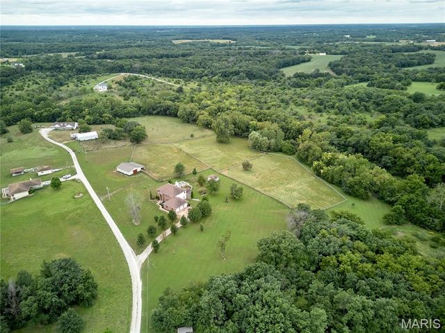 51 Fox Hollow Lane, Eolia, MO 63344